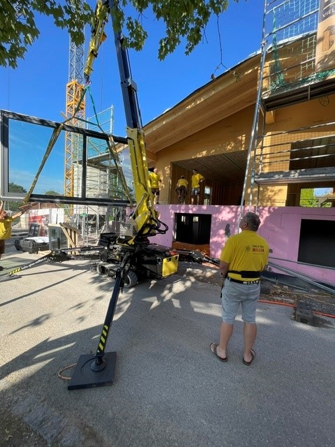 Alte Schule Bösenreutin, Holz und Glas Miller in Sigmarszell/ Bösenreutin, Fenster nach Mass, Kneer Süd Partner am Bodensee Alte Schule Bösenreutin, Holz und Glas Miller in Sigmarszell/ Bösenreutin, Fenster nach Mass, Kneer Süd Partner am Bodensee