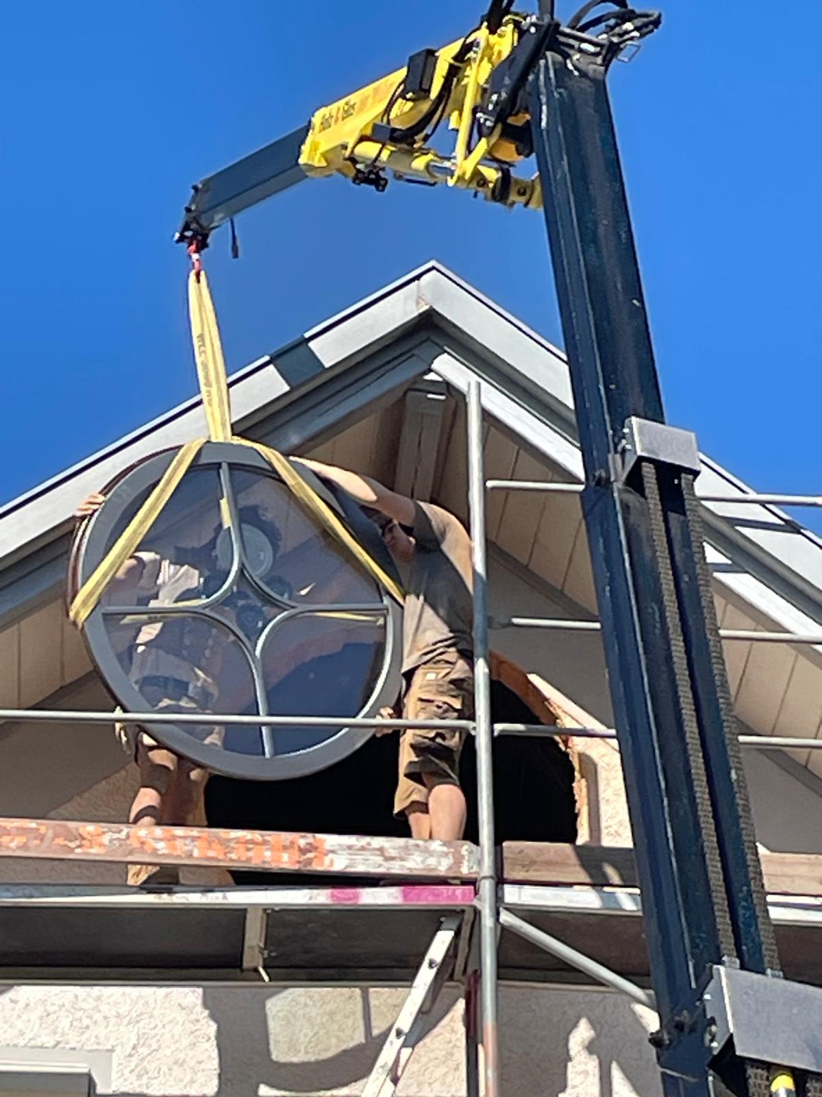 Holz Glas Miller, Fenstersanierung, Glastausch, Sonderverglasung, Fenster, Türen, Kran Holz Glas Miller, Fenstersanierung, Glastausch, Sonderverglasung, Fenster, Türen, Kran